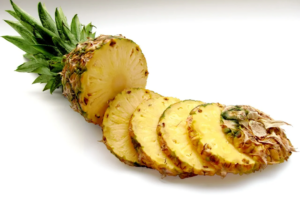 Cut pineapple 