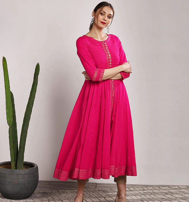 Ultra-chic pink rayon dress with gold embellishments